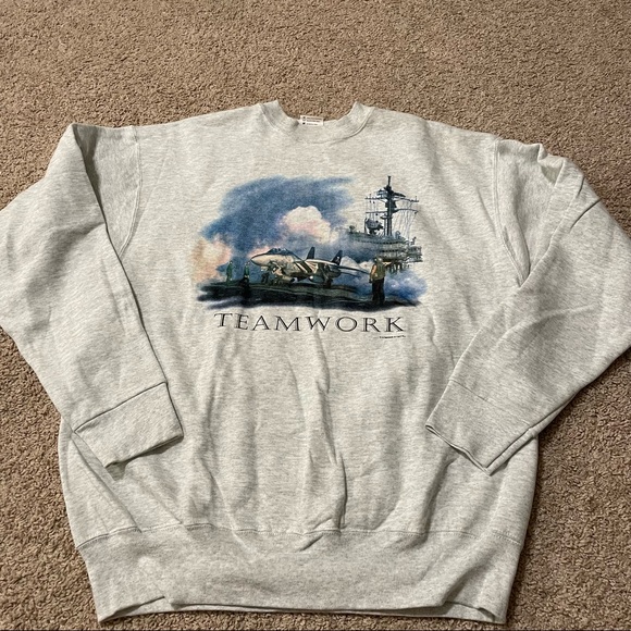 B90. NWOT Teamwork Sweatshirt (XL)‎ - Picture 1 of 4